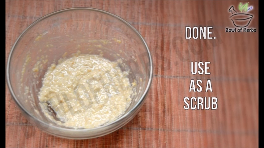 How to Make an Oatmeal and Rosemary Facial Scrub or Mask