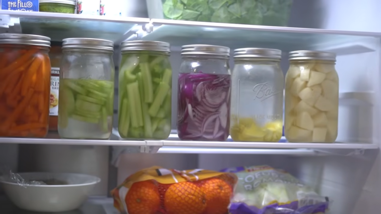 How To Keep Organic Vegetables Crisp and Fresh for Longer